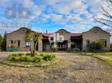 Frente · Casa en Estancia Benquerencia