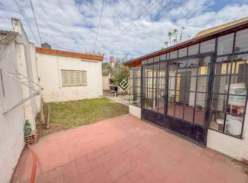 Casa · 191m² · 8 Ambientes · Venta Casa Mas Local y Departamentos Sobre Bv Los Granaderos
