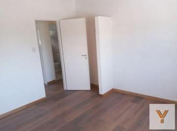 Casa · 80m² · 3 Ambientes · 1 Cochera · Dúplex en Venta - 2 Dorm. 1 Baño - Cochera - 100 m² - Necochea