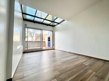 Departamento · 60m² · 2 Ambientes · 1 Cochera · Venta de Excelente Departamento Tipo Duplex en Saavedra con Balcon Aterrazado y Parilla.