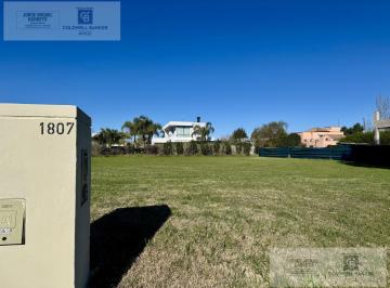 Terreno · 800m² · Terreno en Barrio Privado Santa Rita