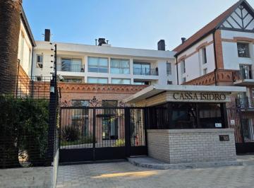 Departamento · 140m² · 4 Ambientes · 2 Cocheras · Departamento en Juan Jose Diaz 818