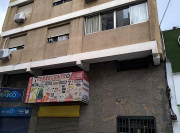 Departamento · 88m² · 5 Ambientes · Departamento en Centro