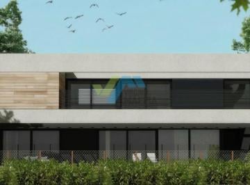 Casa · 270m² · 5 Ambientes · Casa en Venta en Carpinchos, Nordelta, Tigre