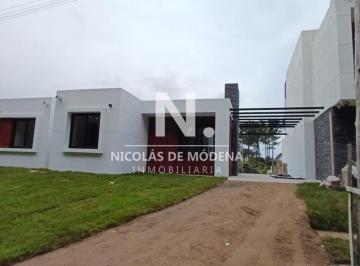Foto1 · Casa de 3 Dorm. en Parque Burnett a La Venta a Estrenar!