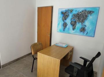 Oficina comercial de 2 ambientes, Tribunales · Oficina Frente Lavalle 1506 Dueño
