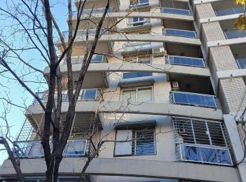 Departamento · 42m² · 2 Ambientes · 1 Dormitorio Al Frente con Balcon