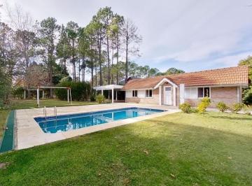 Terreno · 700m² · 2 Ambientes · 1 Cochera · Casa en Los Cardales Country Club Km 4 Ruta 4