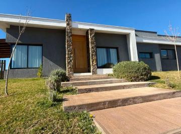 Casa de 6 ambientes, Maipú · Casa B° Lar de Vieytes II