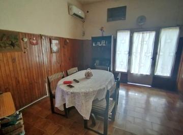 PH · 90m² · 5 Ambientes · PH de 5 Ambientes en Venta en Santos Lugares