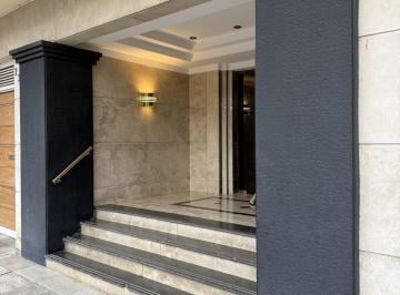 Departamento · 116m² · 4 Ambientes · 1 Cochera · Departamento de 3 Dorm. Sobre Libertador con Vista Al Río!
