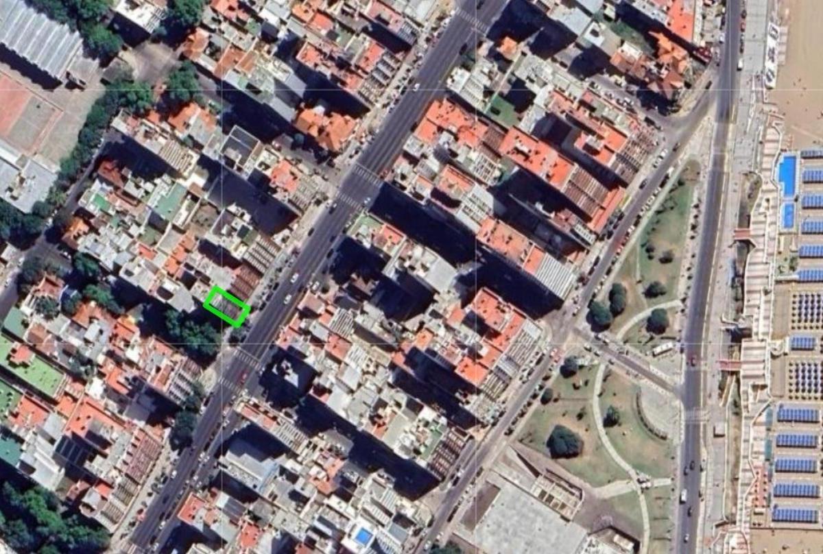 Terreno en venta 150m² en La Perla, frente a Avenida Independencia