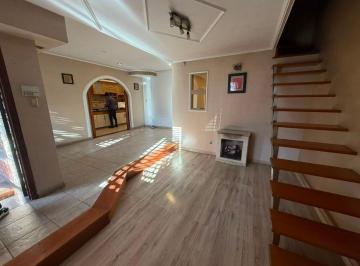 Casa de 3 ambientes, Quilmes · Imperdible Chalet con Patio y Terraza, 3 Ambientes, en Barrio Los Cedros