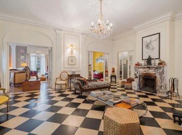 Departamento · 520m² · 10 Ambientes · 1 Cochera · Piso Retro con Cochera en Edificio de Patrimonio Histórico