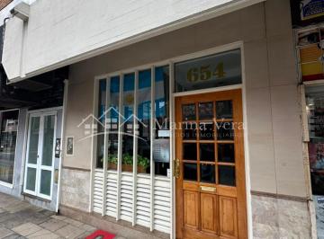 Departamento de 2 ambientes, Quilmes · Alquiler//dpto. 2 Ambientes con Cochera Cubierta