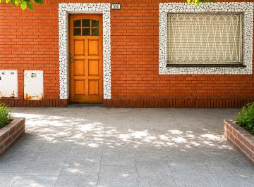 PH de 4 ambientes, La Matanza · PH de 4 Ambiente con Patio y Terraza