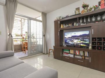 Departamento · 60m² · 3 Ambientes · 1 Cochera · Venta Depto 3 Ambientes Al Frente con Cochera