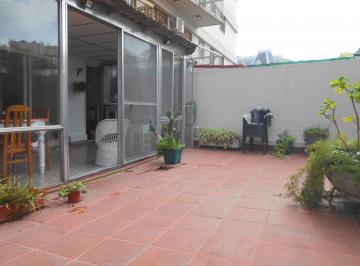 Departamento · 67m² · 2 Ambientes · Departamento de 2 Ambientes y 1/2 con Patio.
