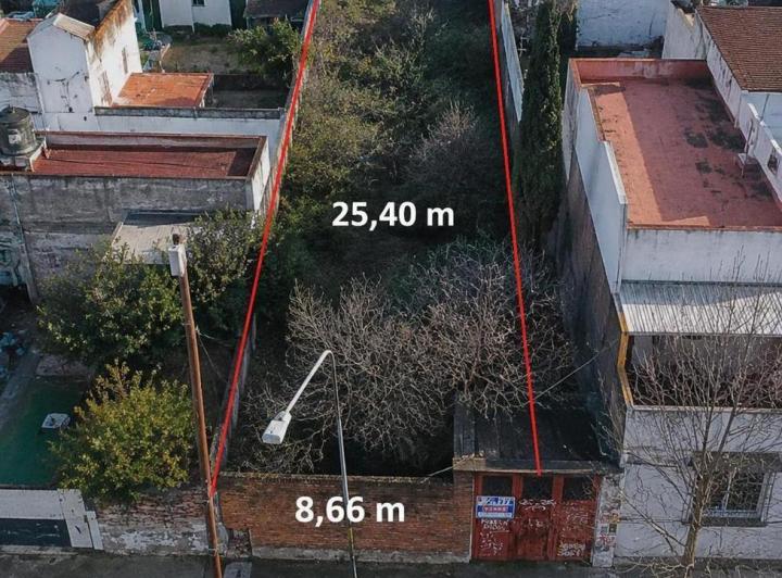 Terreno Pelado de 8,66 X 25,4 m en Centro de Ramos