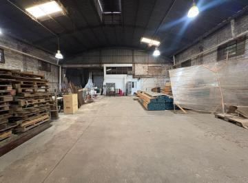 Bodega-Galpón · 650m² · Alquiler - Galpon - Barrio Belgrano