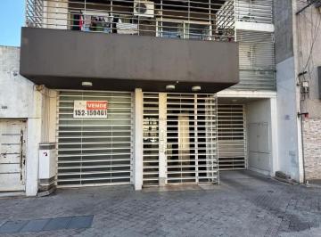 Oficina comercial · 20m² · 1 Ambiente · Alquiler - Planta Baja - Oficina - Impecable - A/a - Baño - Terraza Privada