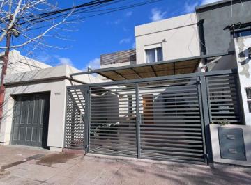 Casa de 7 ambientes, Bahía Blanca · Impecable Casa en Venta - Almafuerte 1150