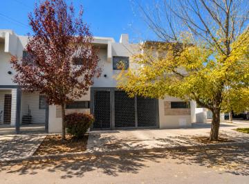 Departamento de 4 ambientes, Las Tortugas · Tittarelli Vende Muy Lindo Duplex en Complejo Cerrado. Godoy Cruz.