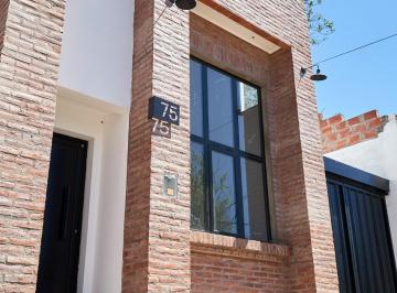 Casa de 3 ambientes, Paraná · Hermoso Duplex a Estrenar, a m de Av Almafuerte.