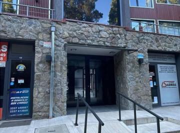 Departamento · 83m² · 2 Ambientes · Venta Departamento en San Martín de Los Andes. Casco Centrico