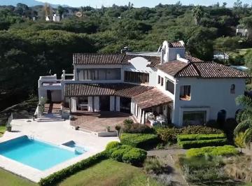 Casa de 10 ambientes, Salta · Importante Casa en Venta – Club de Campo El Tipal