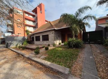 Local comercial de 5 ambientes, Esteban Echeverría · Inmueble Comercial en Venta y Alquiler. Monte Grande