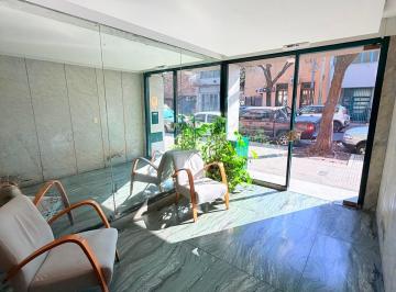 Departamento de 3 ambientes, Villa del Parque · Excelente Departamento de 3 Amplios Ambientes con Balcón Al Frente