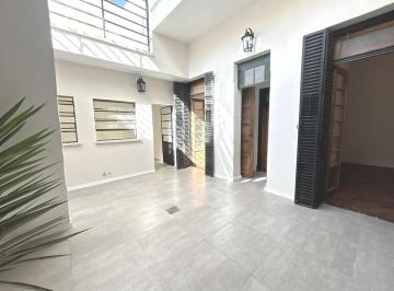 Casa · 95m² · 5 Ambientes · Venta - Casa de Pasillo - 3 Dorm. - Abasto
