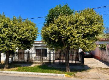 Casa · 59m² · 3 Ambientes · Venta Casa 2 Dormis Apta Credito, Ramallo Pueblo
