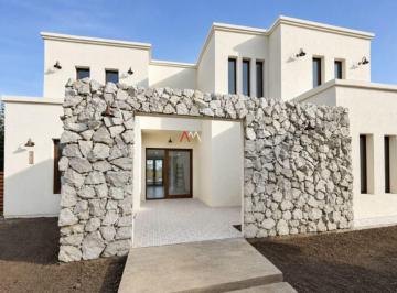 AMN-AMN-4034_2 · Casa en Venta en San Gabriel - Tigre