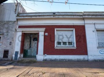 Casa · 89m² · 3 Ambientes · Casa en Venta, Dos Dorm. con Patio en La Plata