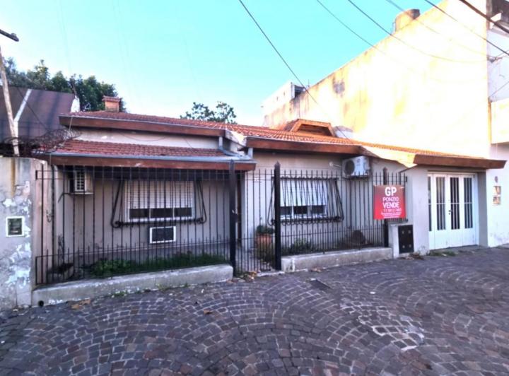 Casa · 154m² · 5 Ambientes · 1 Cochera