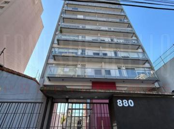 Departamento · 42m² · 2 Ambientes · 1 Cochera · Alquiler Departamento 2 Ambientes con Cochera Descubierta y Balcon con Parrilla, Quilmes Centro.