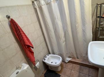 Casa · 110m² · 3 Ambientes · 1 Cochera · Excelente Casa en Godoy Cruz