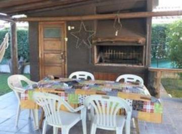 Casa de 4 ambientes, Villa Carlos Paz · Alquiler Casa en Carlos Paz Playa de Oro