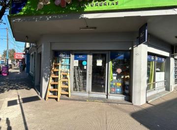 Local comercial · 52m² · 1 Ambiente · Local en 25 de Mayo Esquina Alberdi
