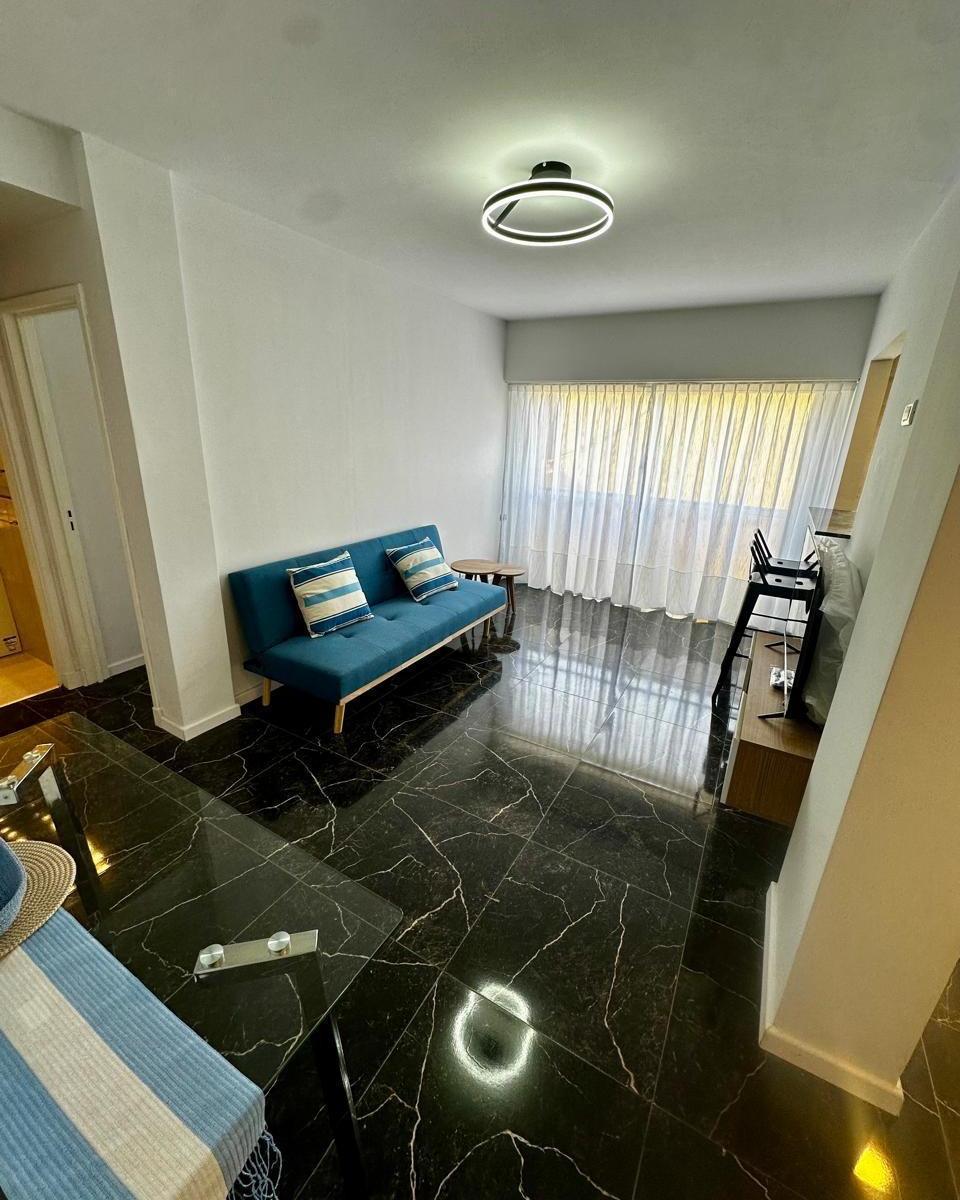 Venta – departamento 2 ambientes con balcón francés – zona centro