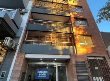 Local comercial · 120m² · Excelente Local a Esternar Via Publica!