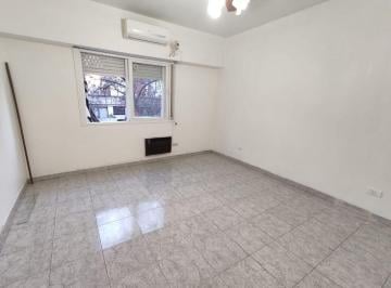 Departamento de 1 ambiente, Balvanera · Departamento Monoambiente Al Frente en Alquiler