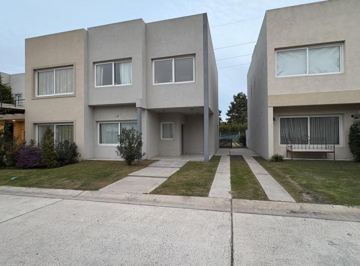 Casa · 178m² · 4 Ambientes