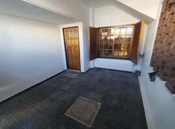 tres-de-febrero-villa-bosch-alquiler-casa-4-ambientes · Alquiler de Triplex de 4 Ambientes en Villa Bosch!