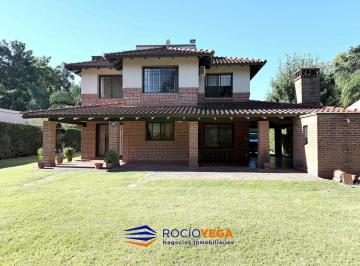 Casa · 180m² · 4 Ambientes · 3 Cocheras · Casa a La Venta en La Soberana, General Rodriguez