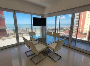 Departamento · 98m² · 5 Ambientes · 2 Cocheras · Venta Departamento Villa Gesell Frente Al Mar