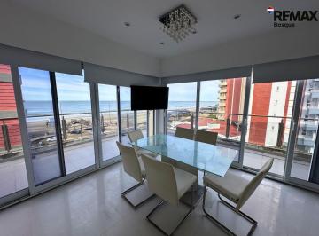 Departamento · 98m² · 5 Ambientes · 2 Cocheras · Venta Departamento Villa Gesell Frente Al Mar