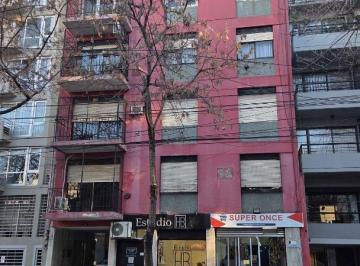 Departamento · 75m² · 4 Ambientes · Departamento 3 Ambientes con Dependencia y Patio